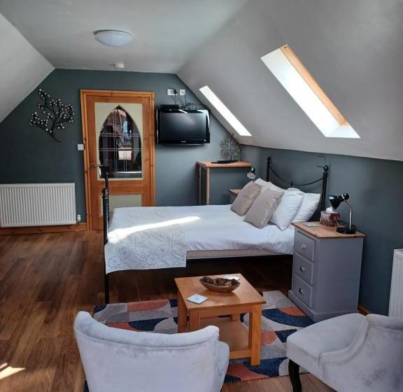 مبيت وإفطار The Bear