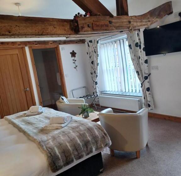 مبيت وإفطار The Bear