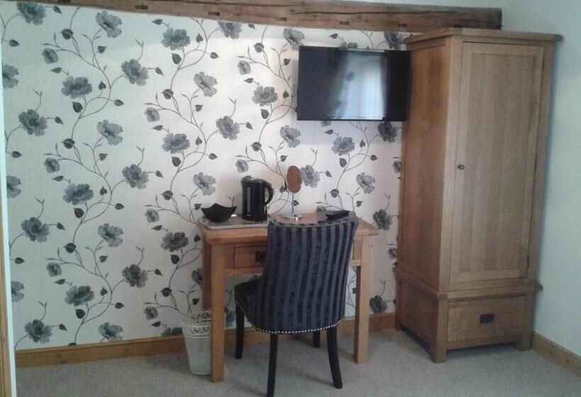 مبيت وإفطار The Bear