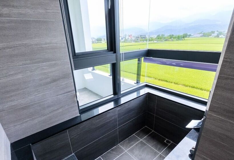 تختخواب و صبحانه Wunan Zoo Family Homestay