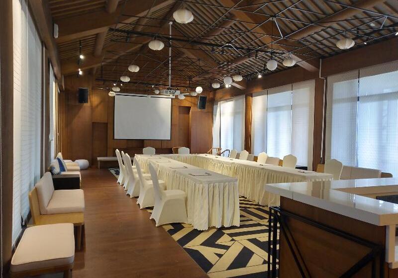 Blossom Hill Hotel Ningbo Hanling