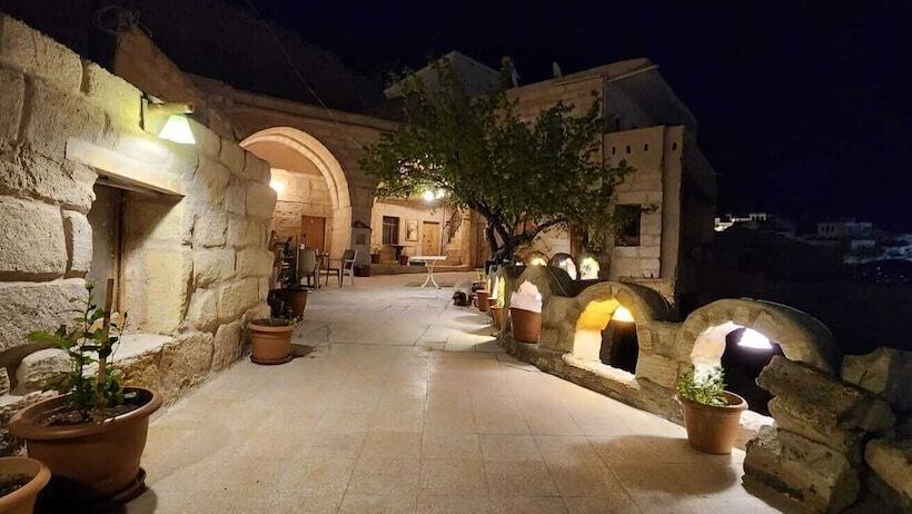 הוסטל Dede Cave Konak