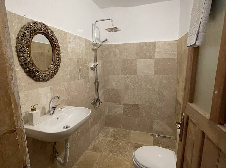 הוסטל Dede Cave Konak