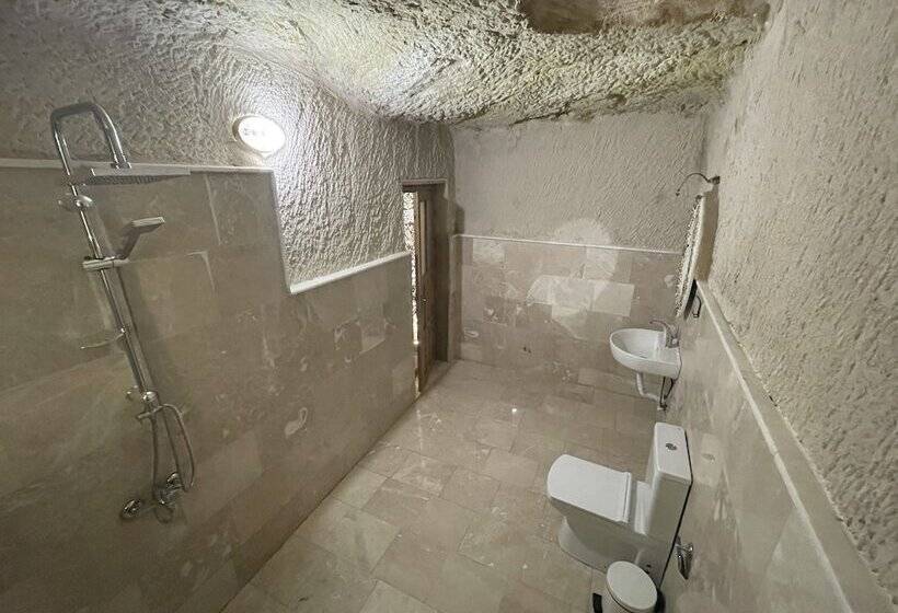 הוסטל Dede Cave Konak