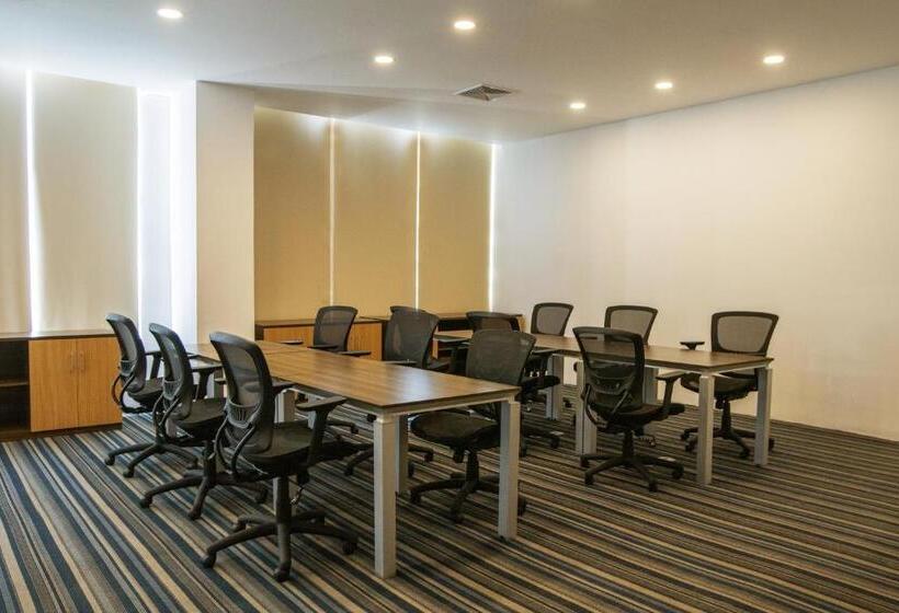 Eurobuilding Hotel & Suites Lecheria