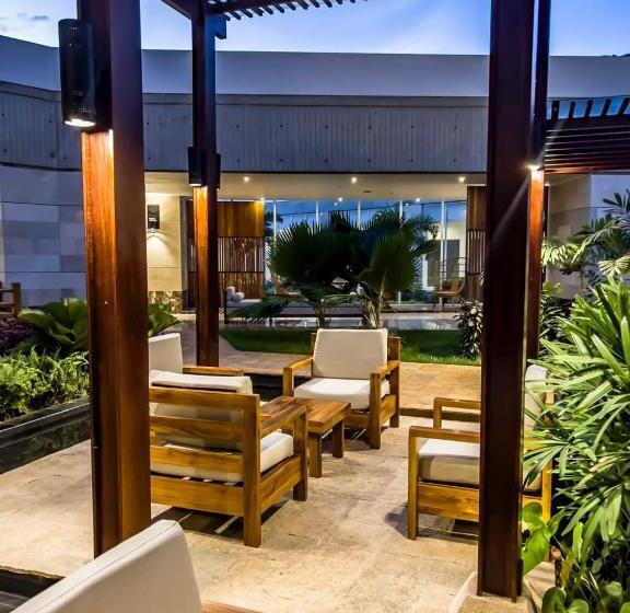 Eurobuilding Hotel & Suites Lecheria