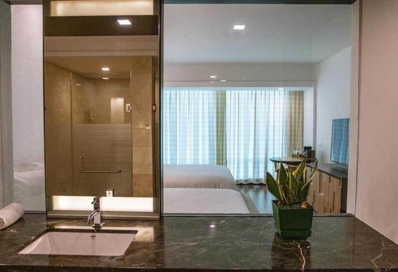 Eurobuilding Hotel & Suites Lecheria