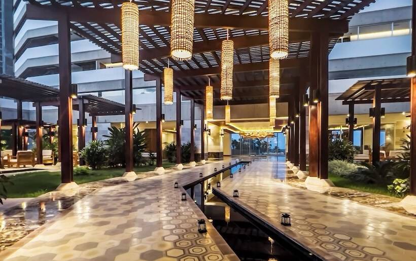 Eurobuilding Hotel & Suites Lecheria