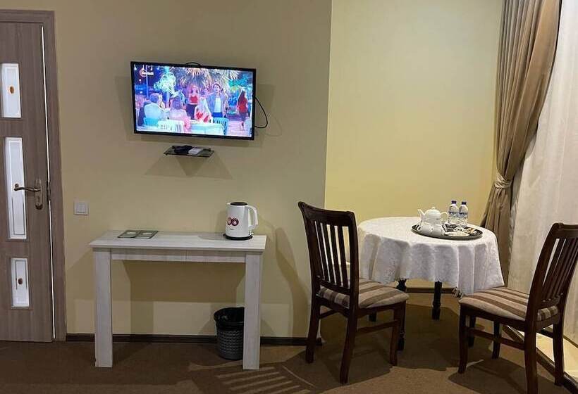 Hotel 7 Arnasay Ko'chasi