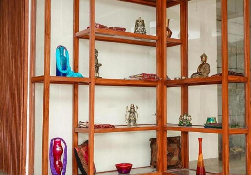 ホテル Amritara Kirpa