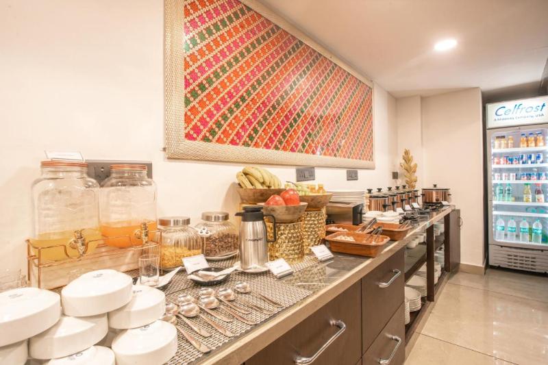 ホテル Amritara Kirpa