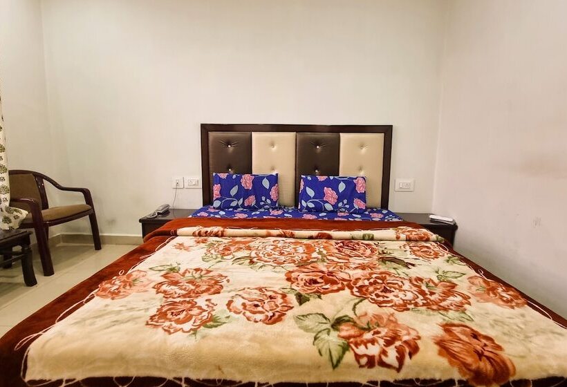 ホテル Anmol Dalhousie