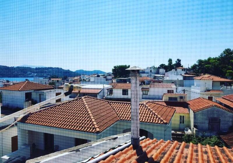 בית מלון כפרי Avres Apartments