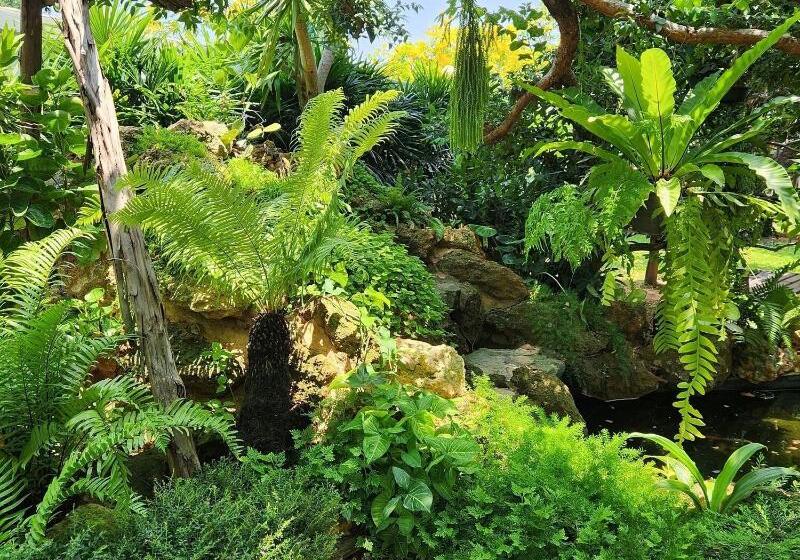 فندق Baan Nern Khao Resort Pattaya