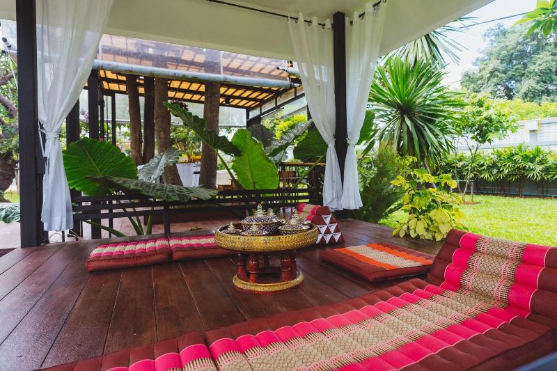 فندق Baan Nern Khao Resort Pattaya