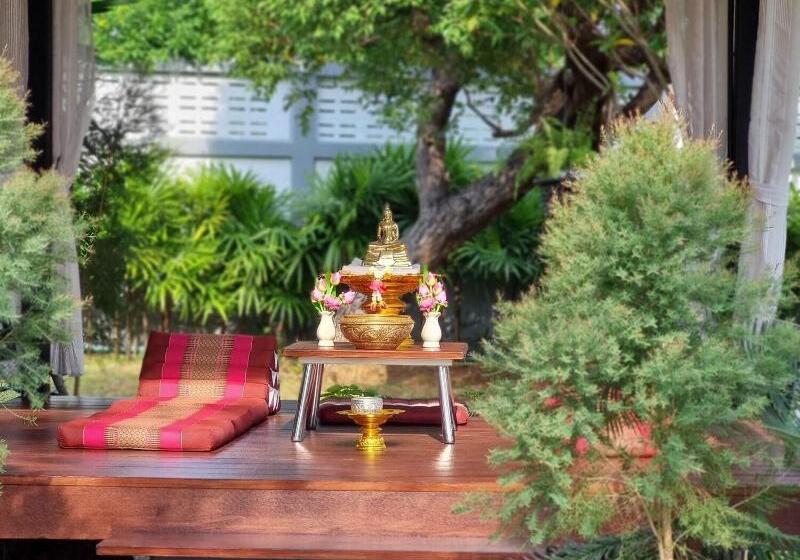 فندق Baan Nern Khao Resort Pattaya
