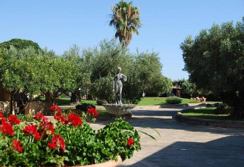 فندق Il Borghetto Beach Club Resort