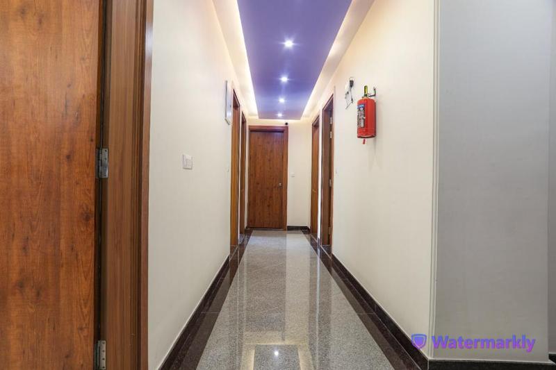 Отель Dhakad Gold