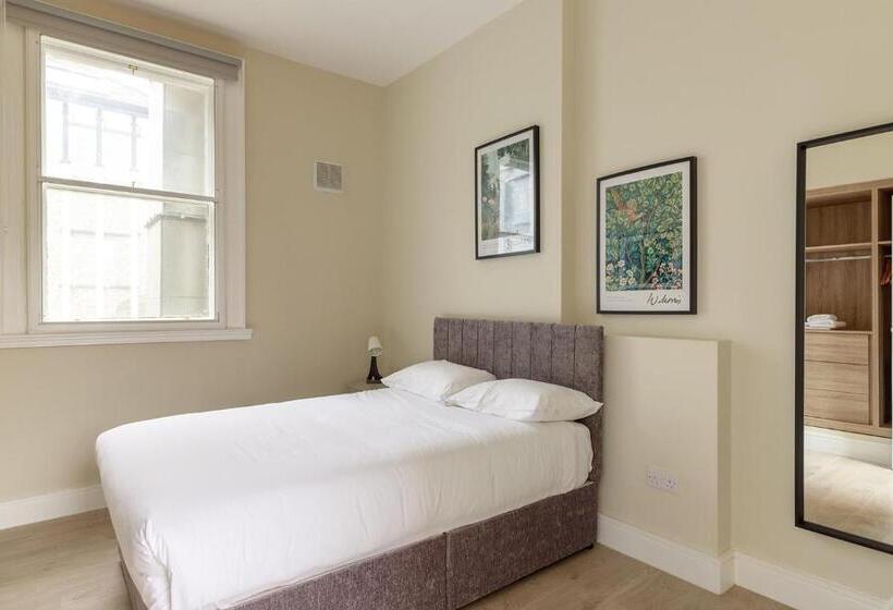 호텔 Dublin Castle Suites