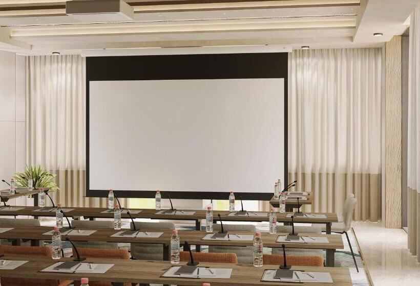 Отель Elite World Kuşadası