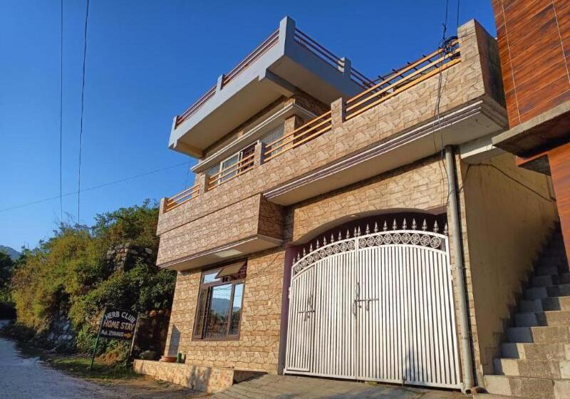 فندق Herb Club Homestay