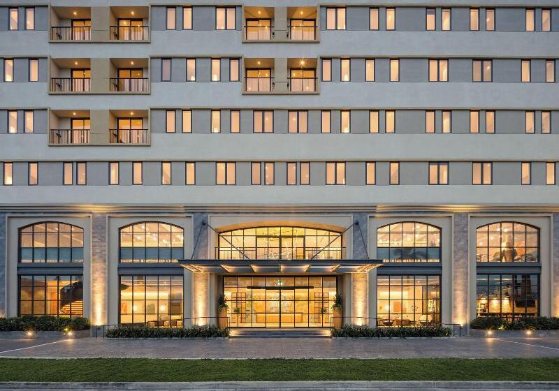 هتل Hiive By Fusion Binh Duong