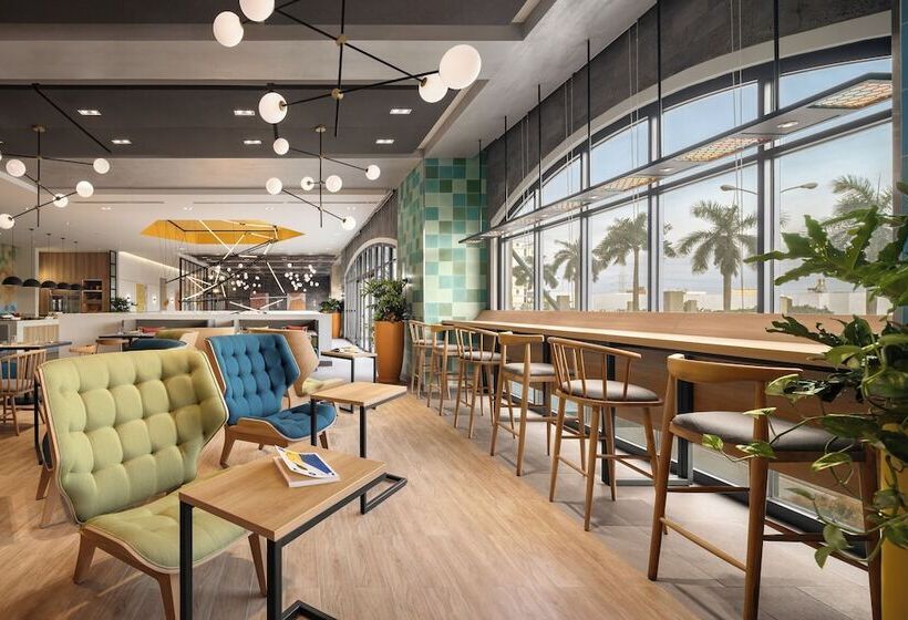 هتل Hiive By Fusion Binh Duong