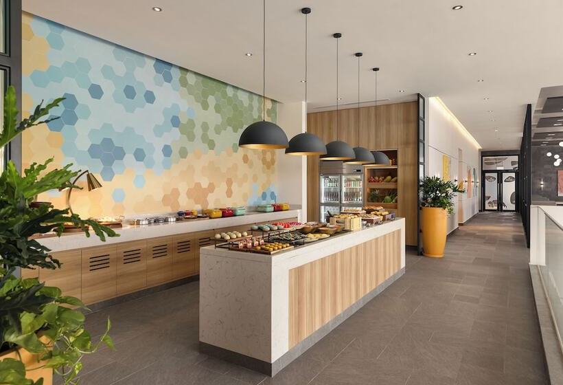 هتل Hiive By Fusion Binh Duong