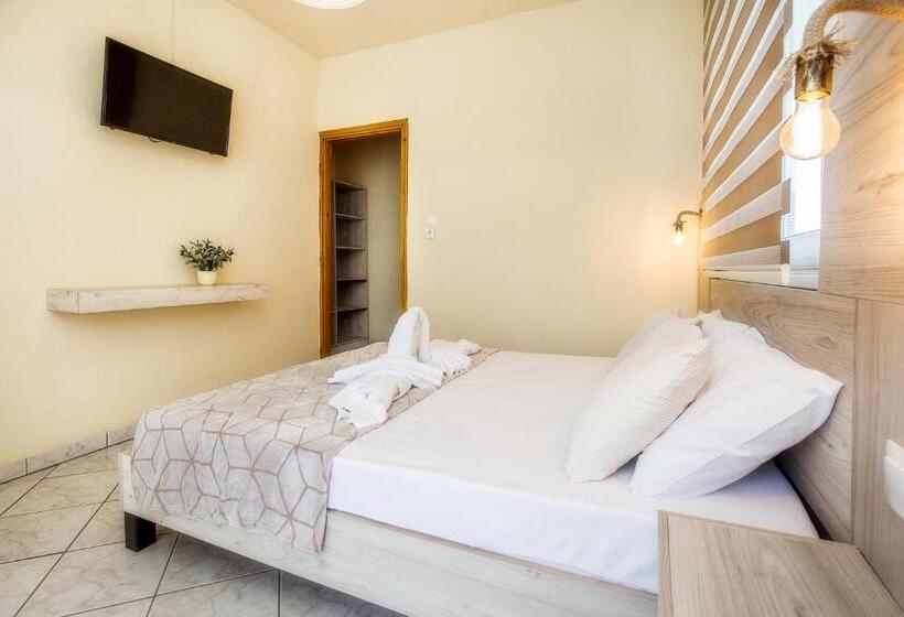 هتل Ianos Apartments