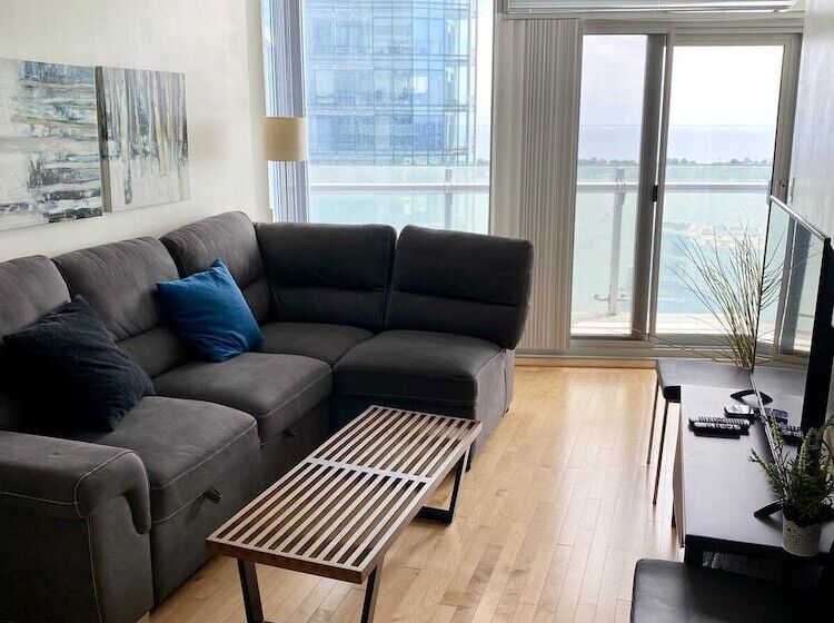 酒店 Ihost Suites Downtown Toronto