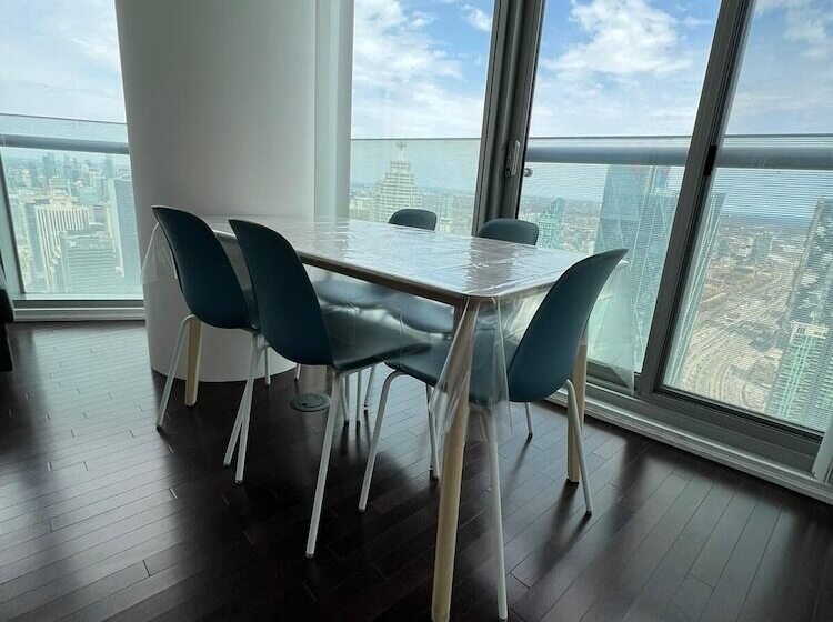 酒店 Ihost Suites Downtown Toronto