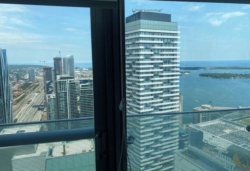 酒店 Ihost Suites Downtown Toronto