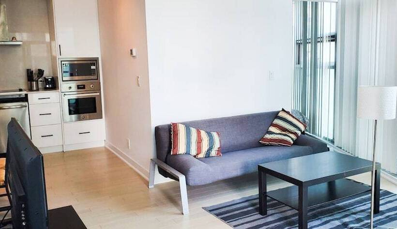 酒店 Ihost Suites Downtown Toronto