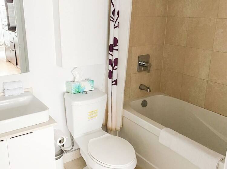 酒店 Ihost Suites Downtown Toronto