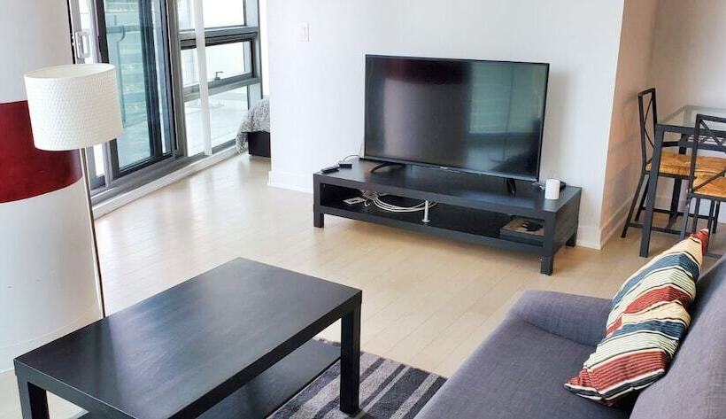 酒店 Ihost Suites Downtown Toronto