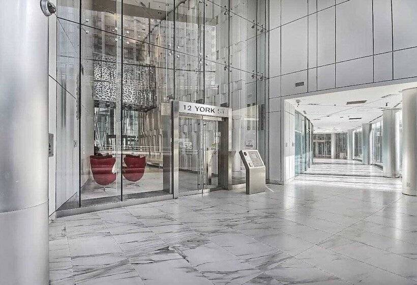 酒店 Ihost Suites Downtown Toronto