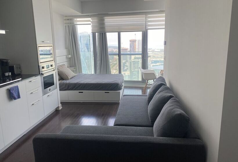 酒店 Ihost Suites Downtown Toronto