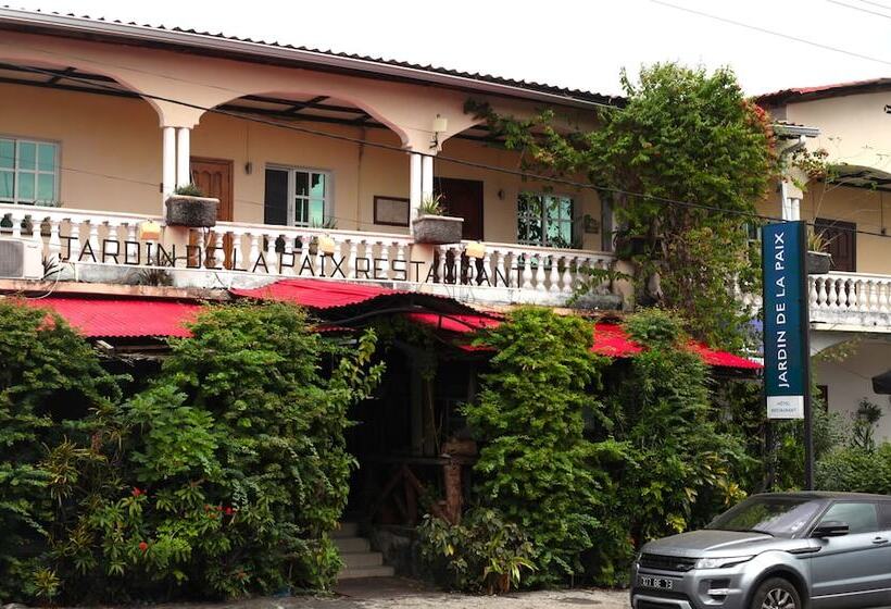 בית מלון כפרי Restaurant Jardin De La Paix