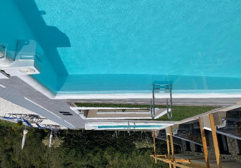 בית מלון כפרי Koumaros Apart