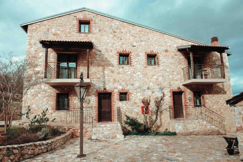 בית מלון כפרי Lithea Mountain Resort And Spa