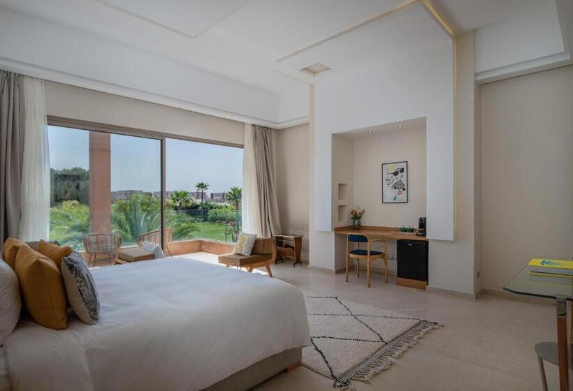 هتل Maison Kenoosha