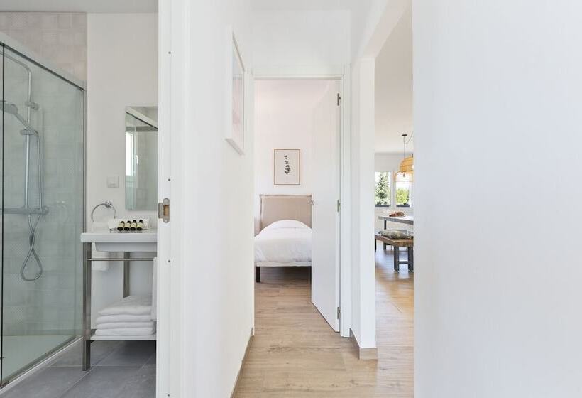 Отель Masia Can Rovira