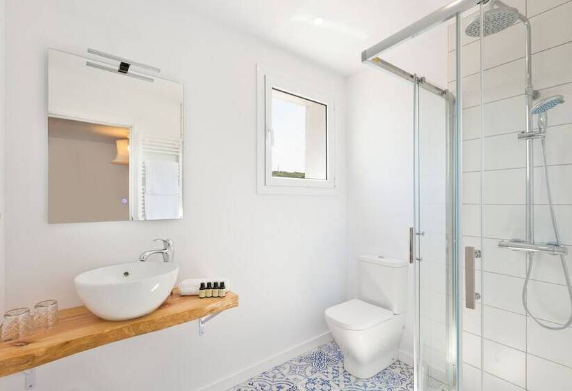 Отель Masia Can Rovira