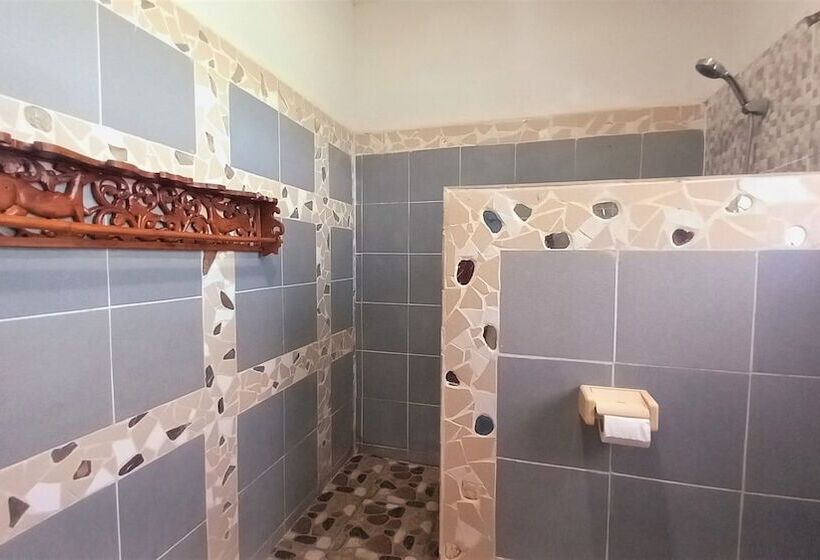 فندق Matahari Inn Kuta Lombok