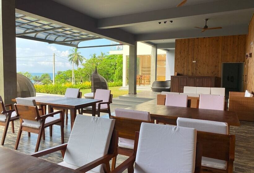 호텔 Mazarine Surf Suites