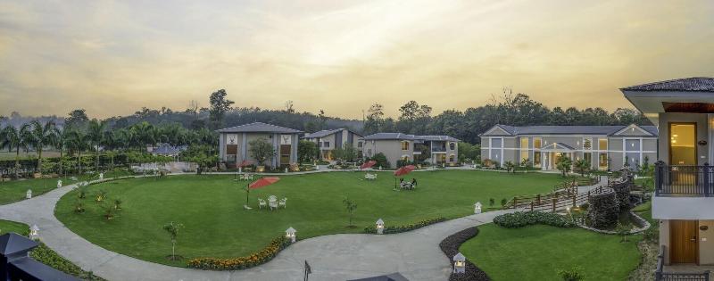 בית מלון כפרי Merak Resort Corbett