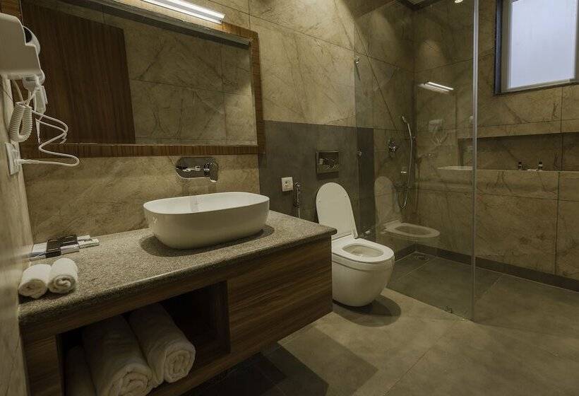 בית מלון כפרי Merak Resort Corbett