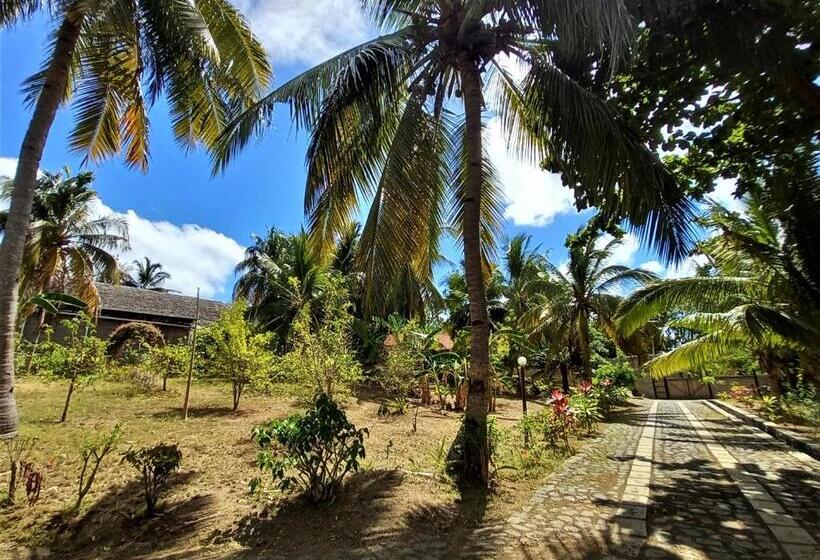 호텔 Moheli Laka Lodge