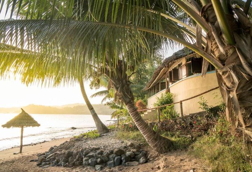 호텔 Moheli Laka Lodge