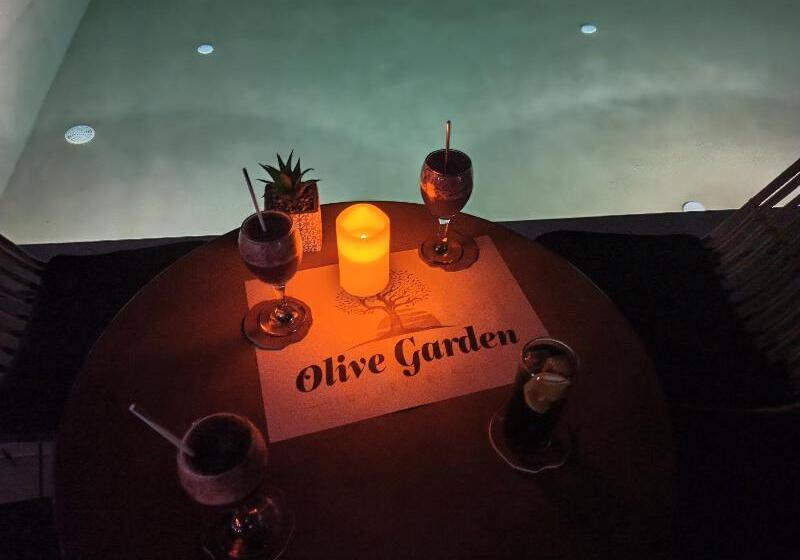 호텔 Olive Garden Luxury Resort